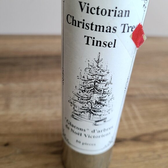 Victorian Christmas Tree Tinsel - Picture 2 of 5